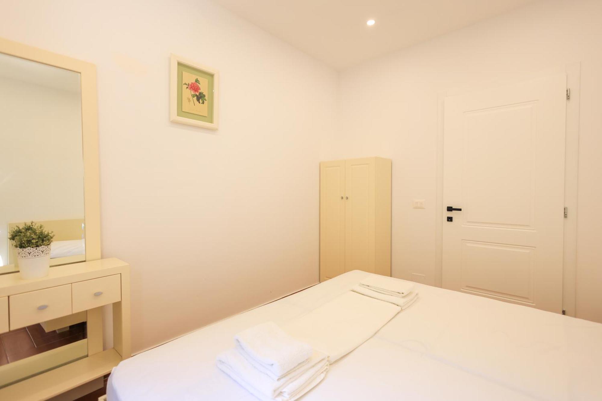 Grandstay Villa Perla Resort Дуррес Экстерьер фото
